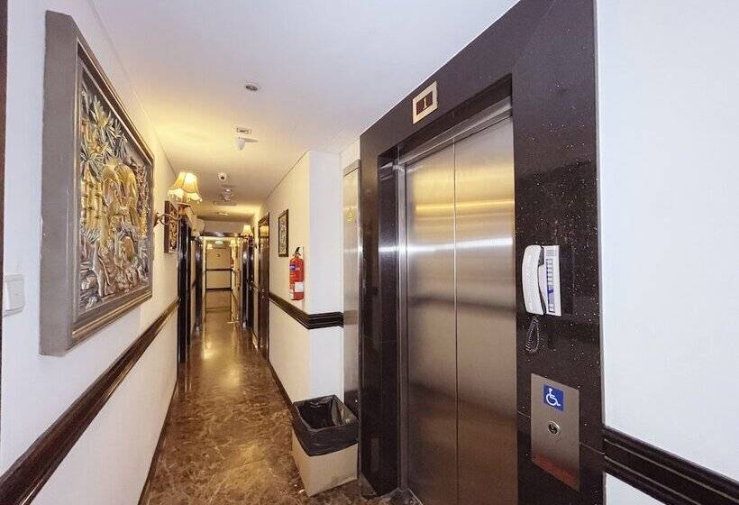 The Snooze Hotel Marine Parade