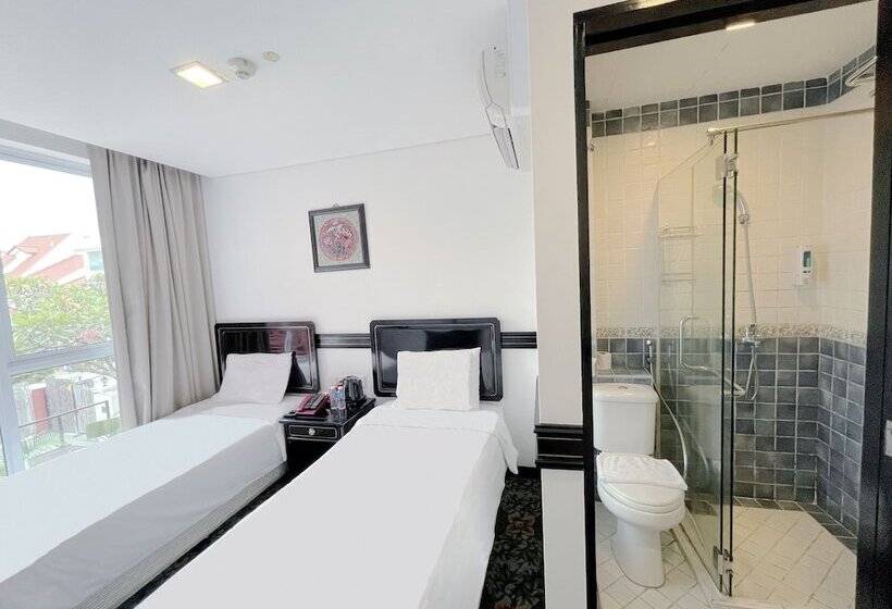 The Snooze Hotel Marine Parade