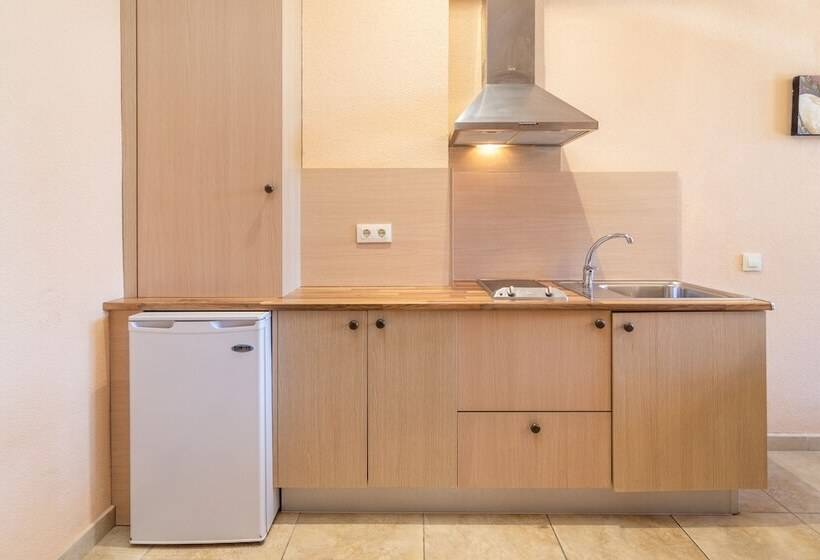 Zahara Sol Villas Y Apartamentos By Qhotels