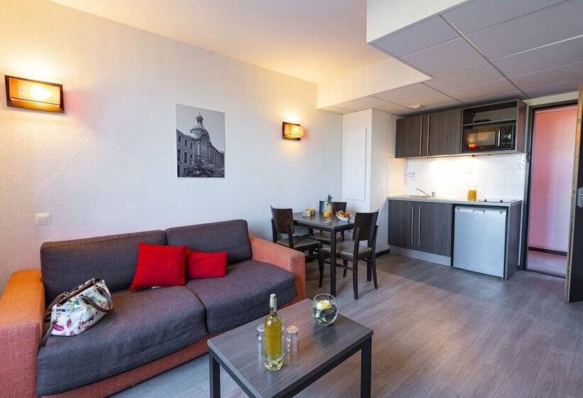 Comfort Aparthotel Nimes Centre