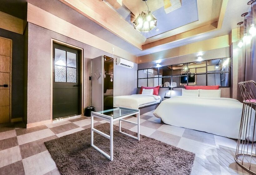 Motel Seosan Fun N Fork