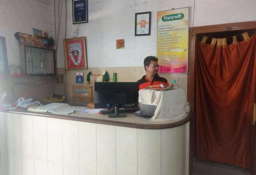 هتل Goroomgo Marine Blue Swimming Pool Digha