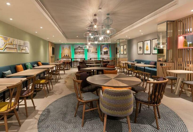בית מלון כפרי Hampton By Hilton Dublin City Centre