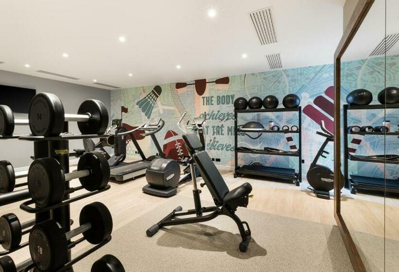 בית מלון כפרי Hampton By Hilton Dublin City Centre