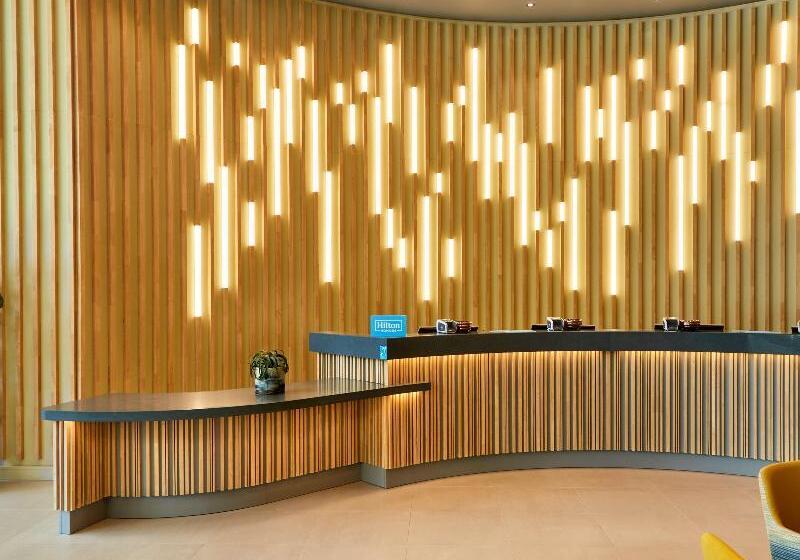 בית מלון כפרי Hampton By Hilton Dublin City Centre