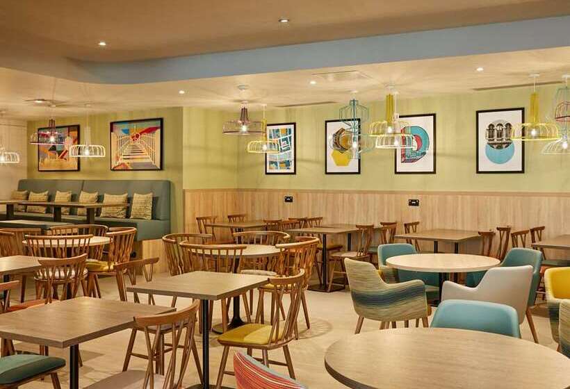 בית מלון כפרי Hampton By Hilton Dublin City Centre