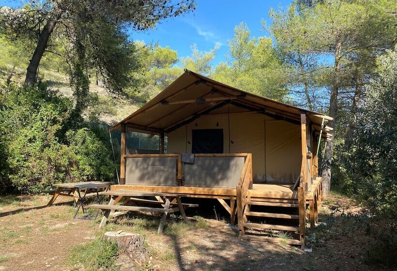 リゾートホテル Camping Maeva Respire La Vallée Heureuse