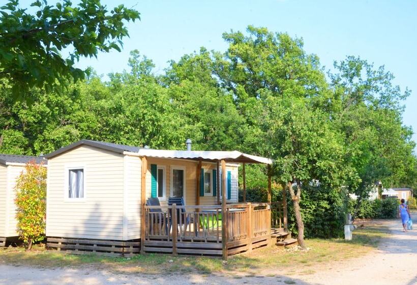 リゾートホテル Camping Maeva Escapades Le Domaine Des Chênes Blancs