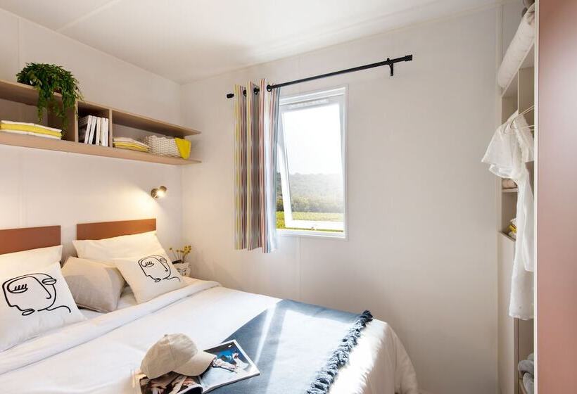 リゾートホテル Camping Maeva Escapades Le Domaine Des Chênes Blancs