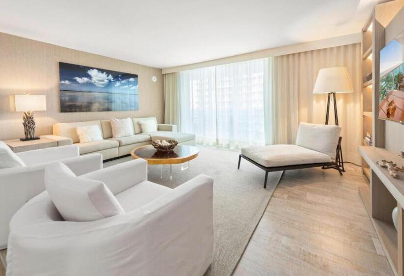 1  Penthouse 2 Story Beachfront