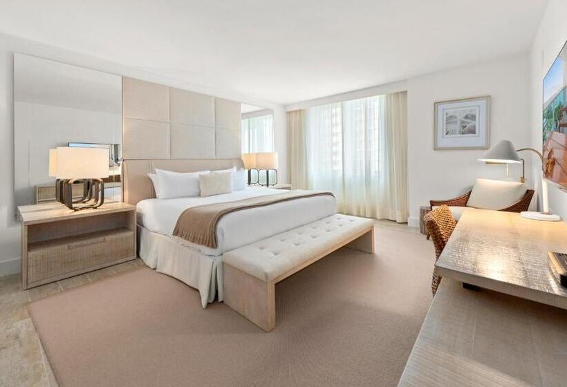 1  Penthouse 2 Story Beachfront