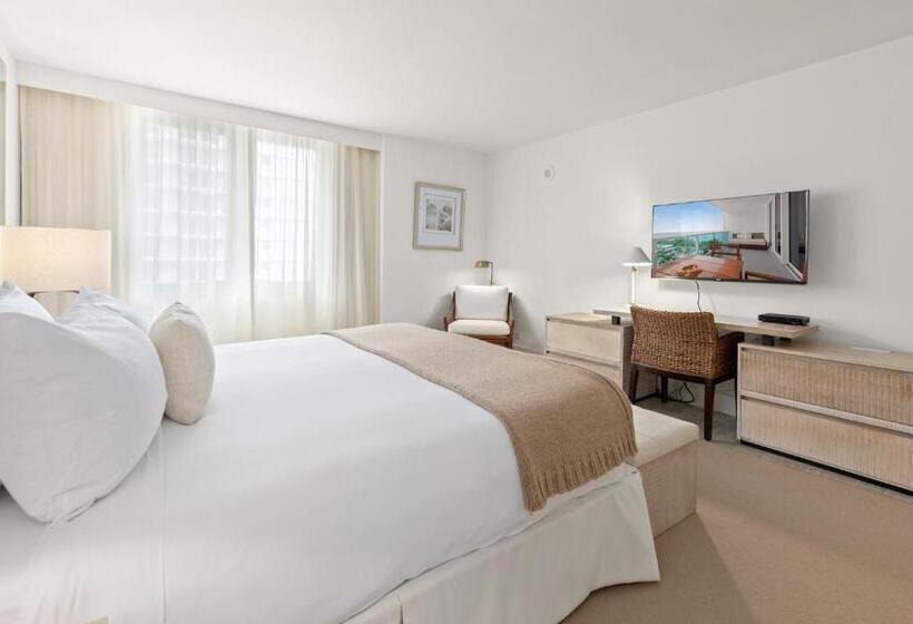 1  Penthouse 2 Story Beachfront