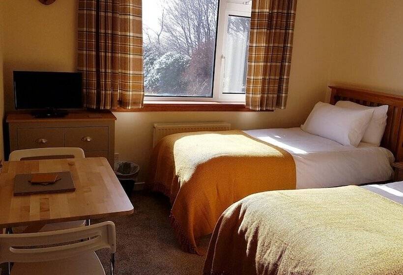 민박 Moorside Rooms