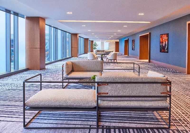 Omni Boston Hotel At The Seaport