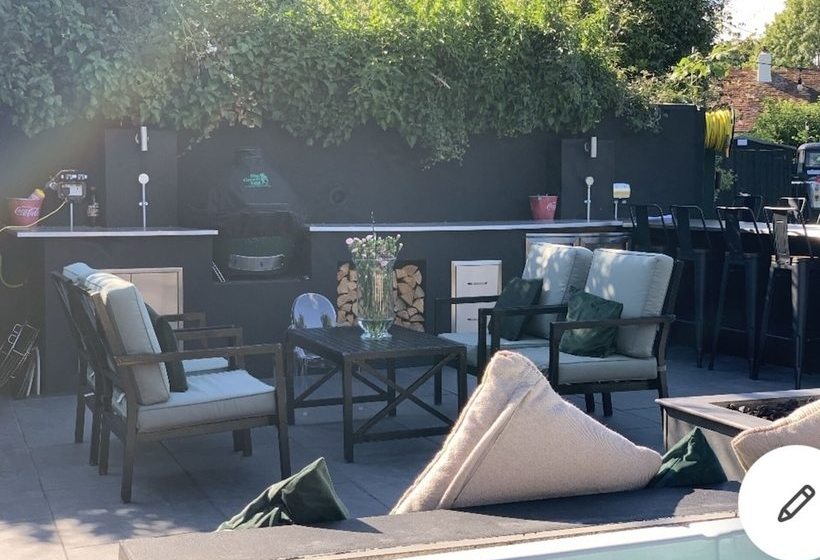 乡村酒店  Immaculate 6bed House Chichester Goodwood Pool