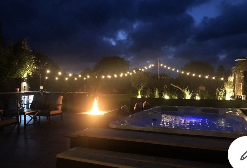 乡村酒店  Immaculate 6bed House Chichester Goodwood Pool