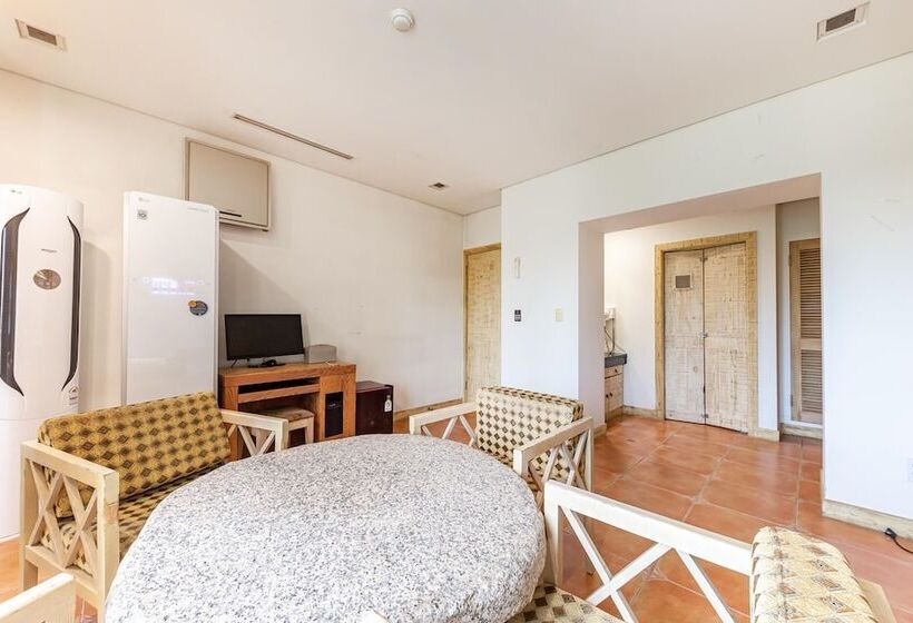 מוטל Cheongju Banju