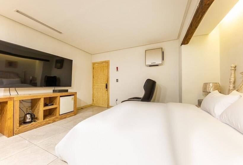 מוטל Cheongju Banju