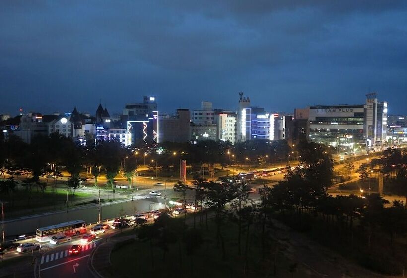 מוטל Cheongju Banju