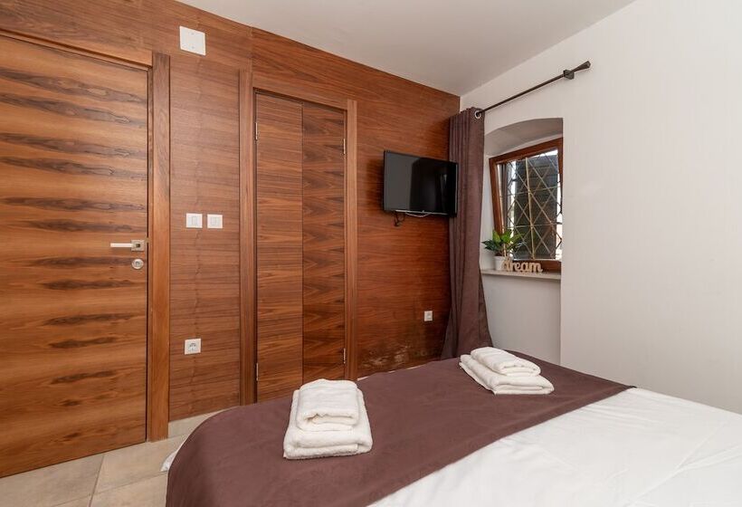 پانسیون Take Time