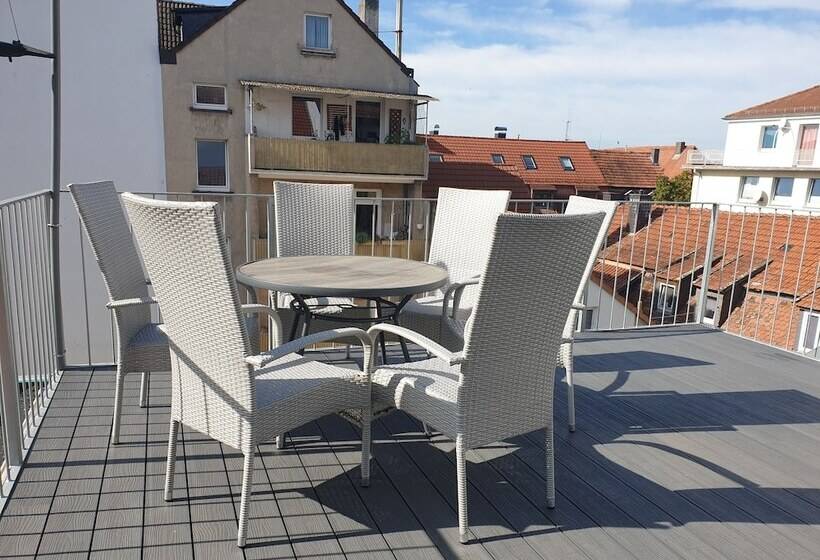 הוסטל Altstadt Residenz