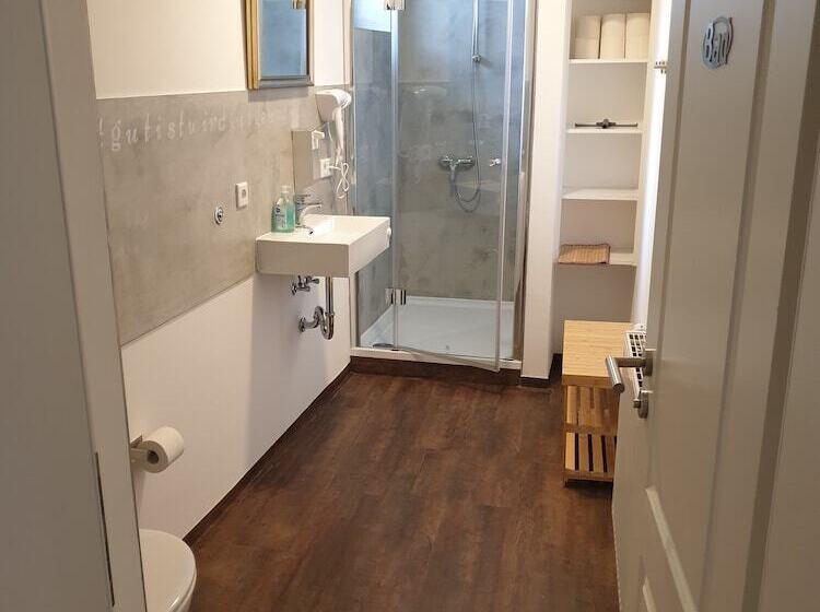 הוסטל Altstadt Residenz