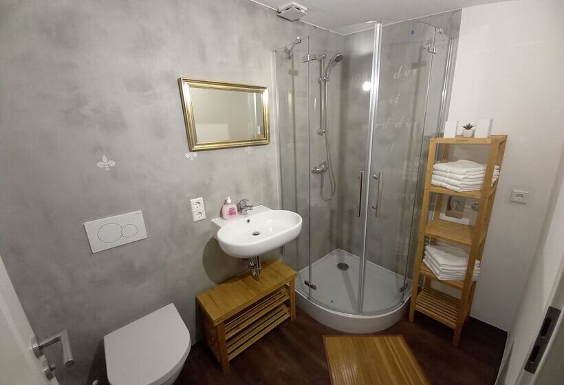 הוסטל Altstadt Residenz