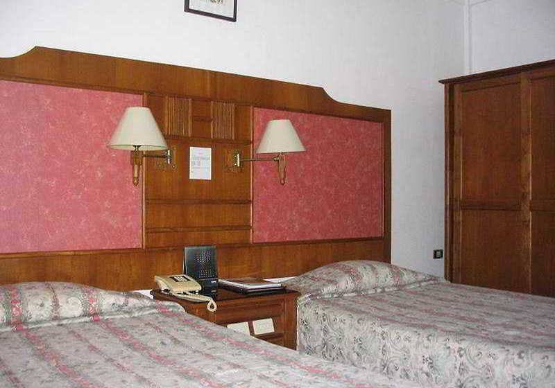 Adika Sari Bungalows