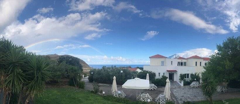 Akti Hotel & Apartments