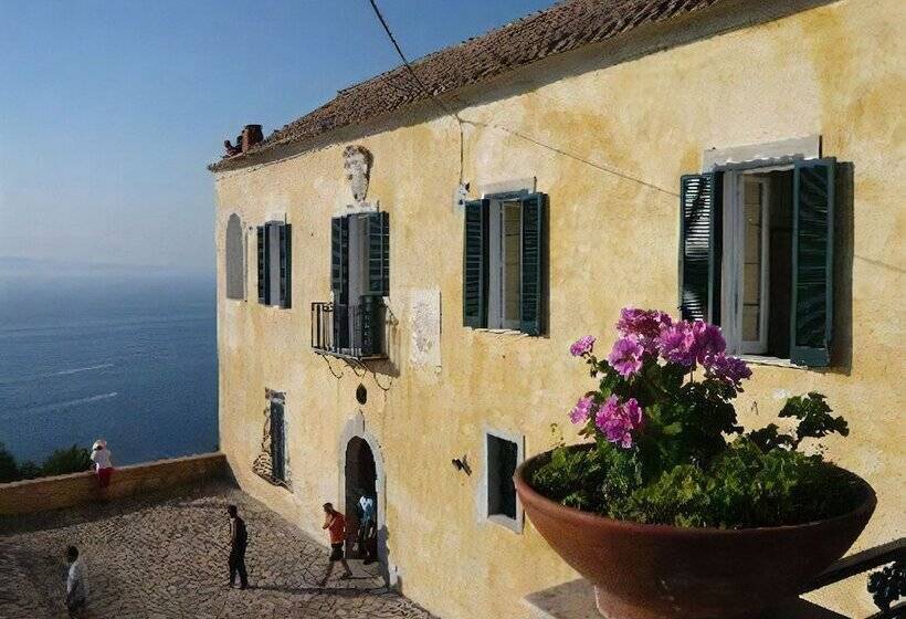 צימר Palazzo Tritone & Abagnale