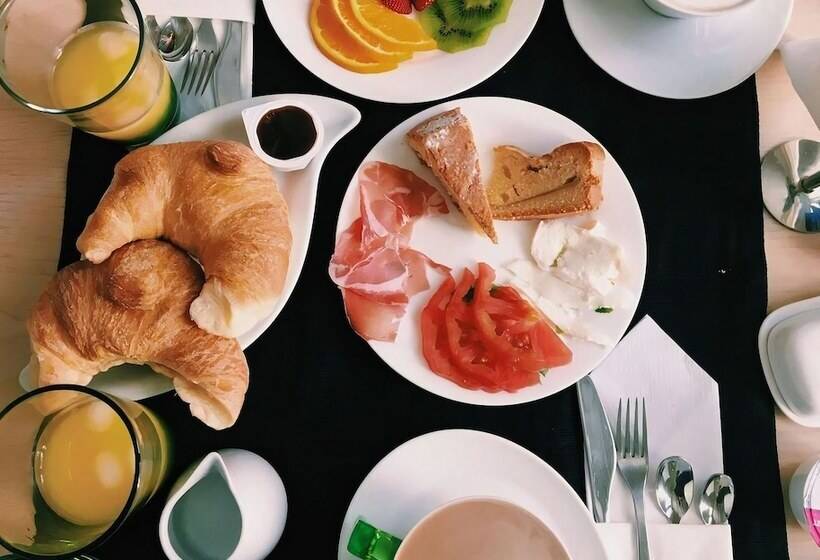 צימר Palazzo Tritone & Abagnale