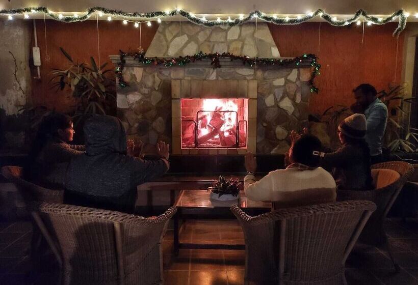 Bed and Breakfast The Estate Villa