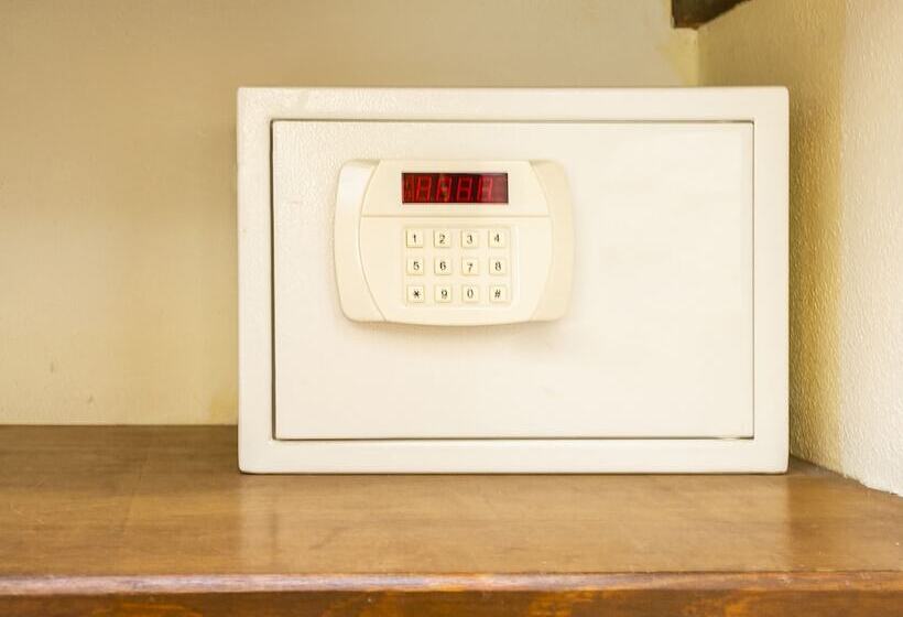 Casa Del Virrey Hotel And Suites