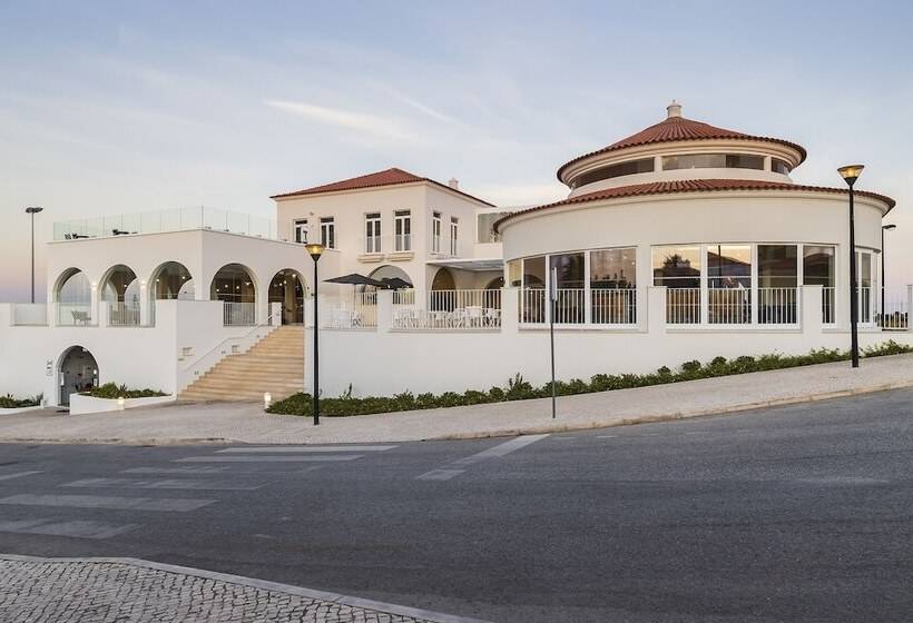 Eden Villas & Apartments