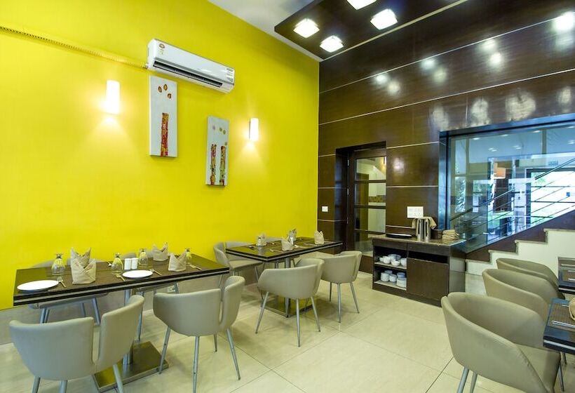 Fabhotel Prime Shervani