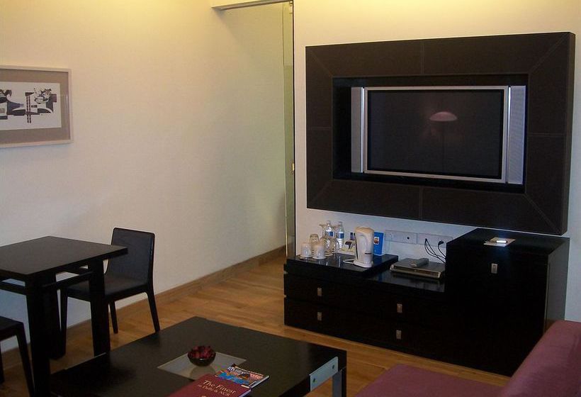 Galaxy Hotel - Shopping - Spa