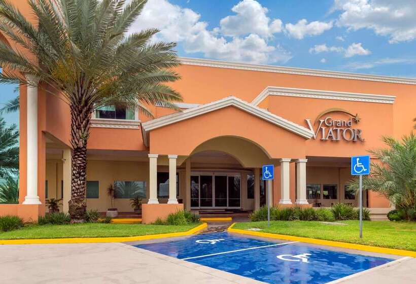 فندق Comfort Inn Monterrey Norte