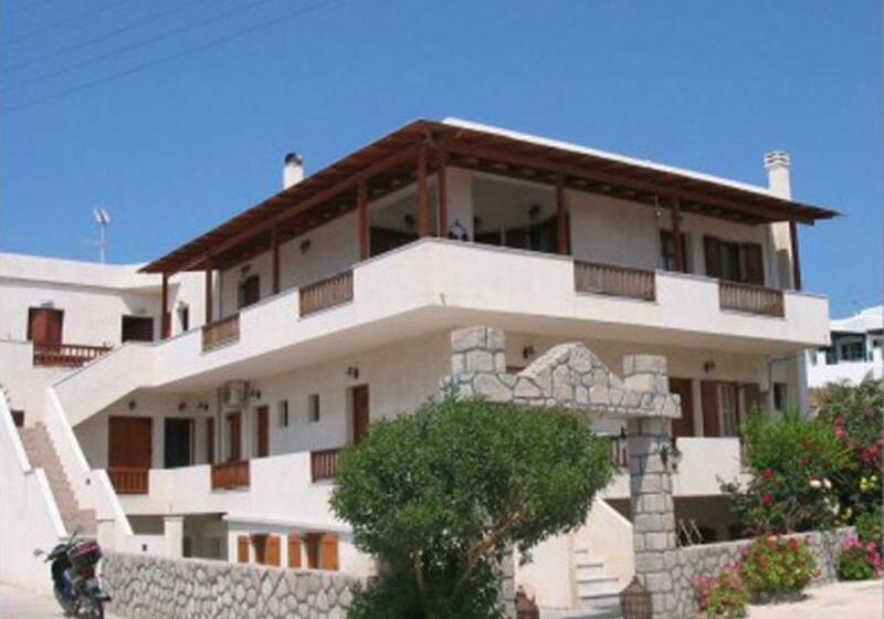 فندق فئة نجمة واحدة George & Christos