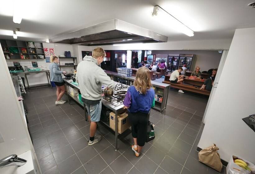 Nomads Queenstown Hostel