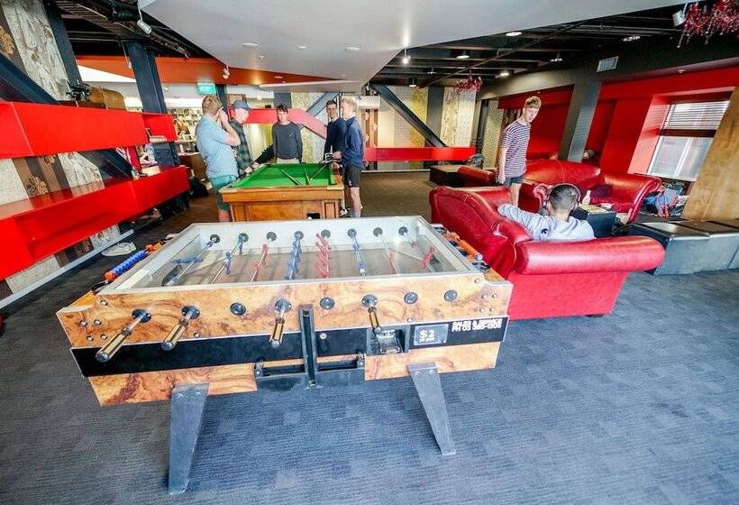 Nomads Queenstown Hostel