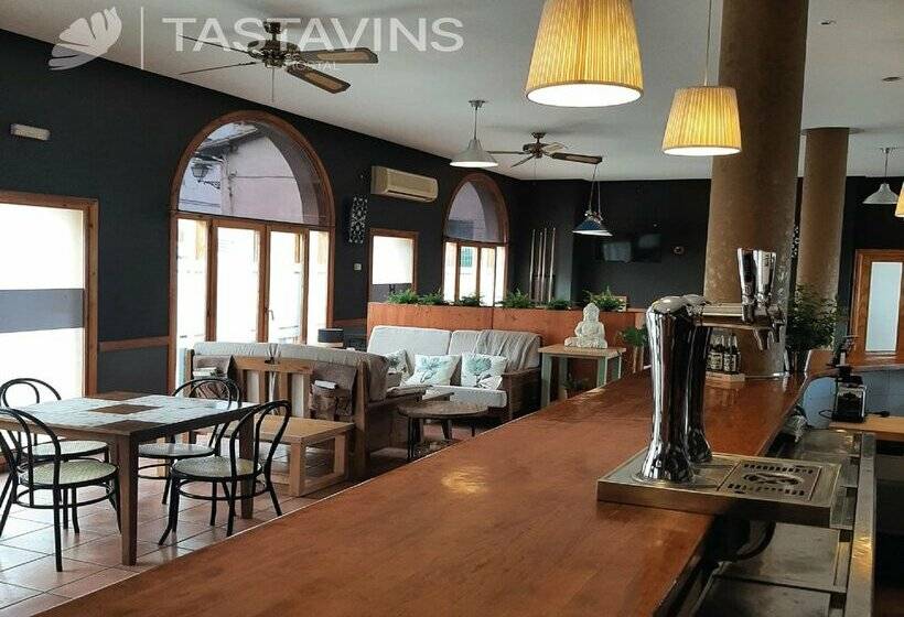 Hostal Tastavins