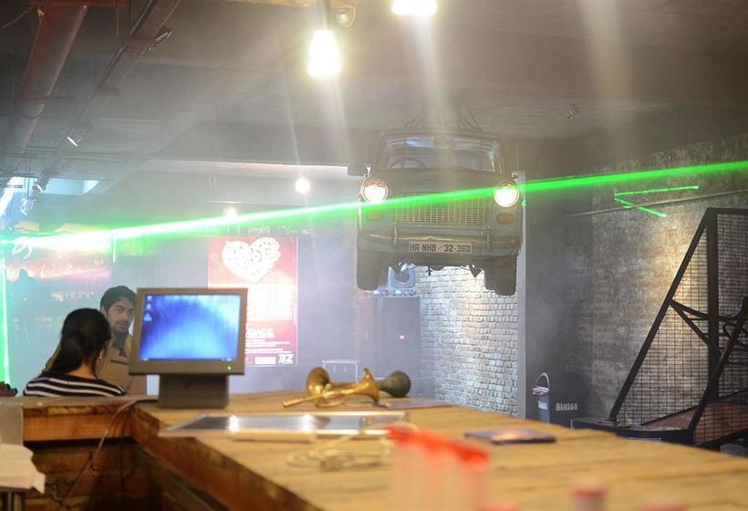 Hotel 32nd Milestone