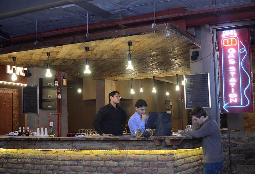 Hotel 32nd Milestone