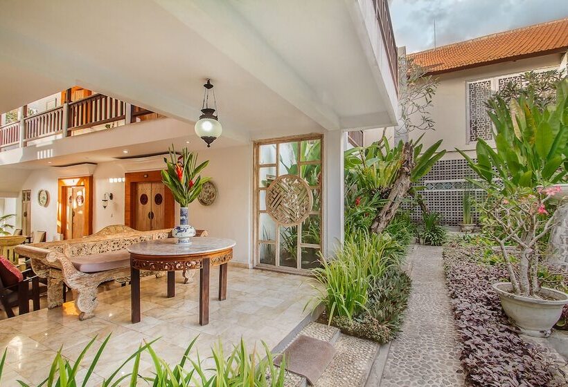 호텔 Abian Biu Mansion