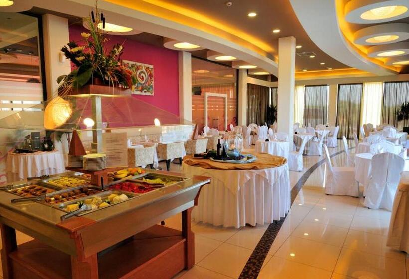 בית מלון כפרי Afandou Bay Resort Suites