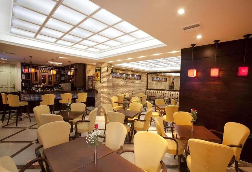 Отель Akti Taygetos Conference Resort