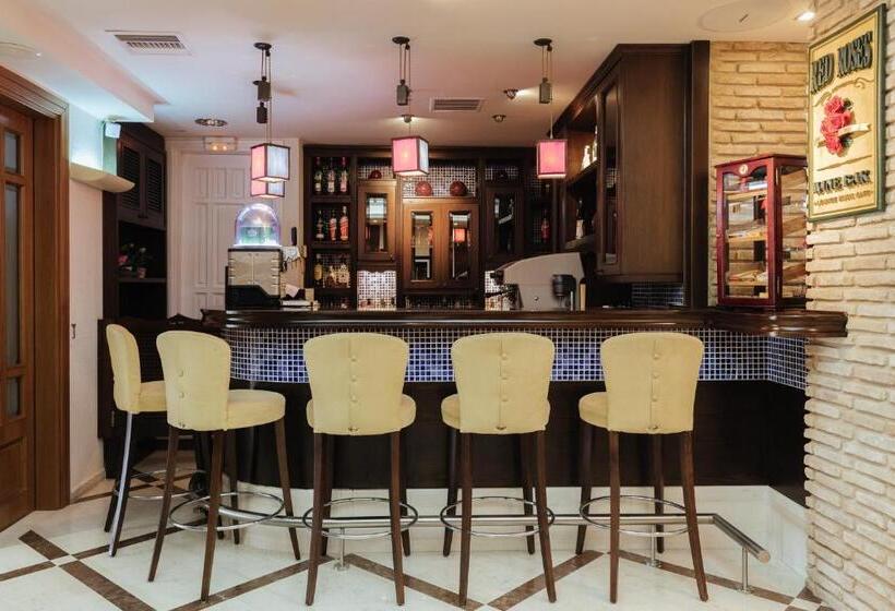 Отель Akti Taygetos Conference Resort