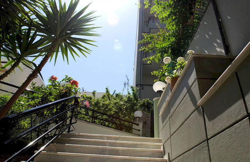 فندق Alantha Apartments