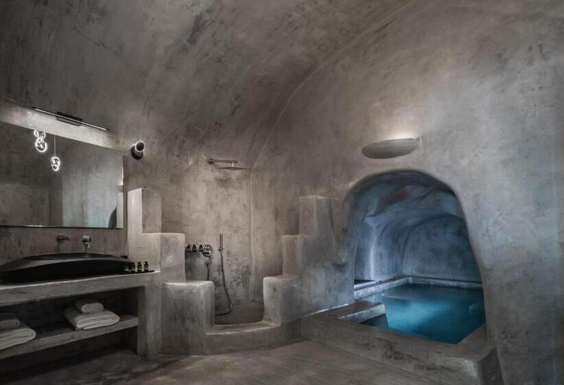 هتل Andronis Luxury Suites