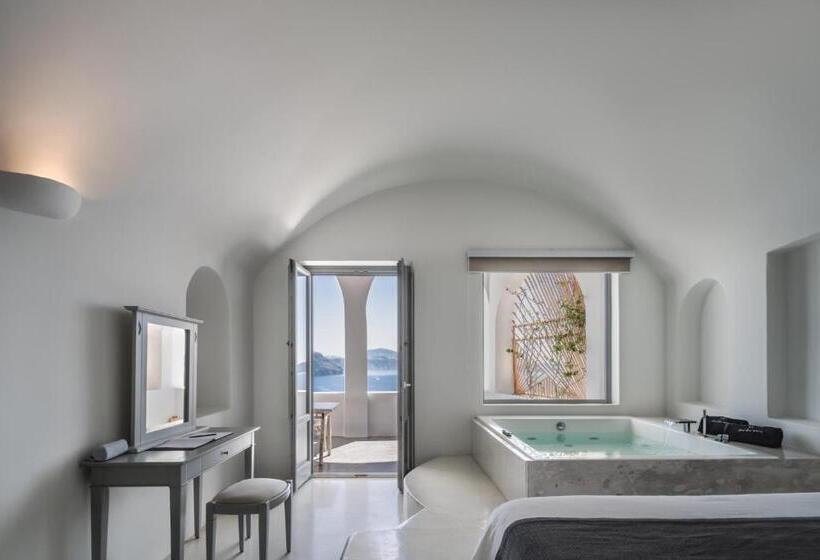 هتل Andronis Luxury Suites